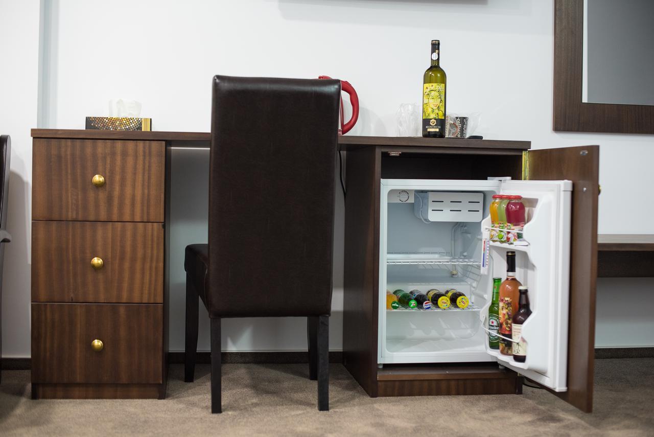 Vila Europa Motel Oltenita Bagian luar foto