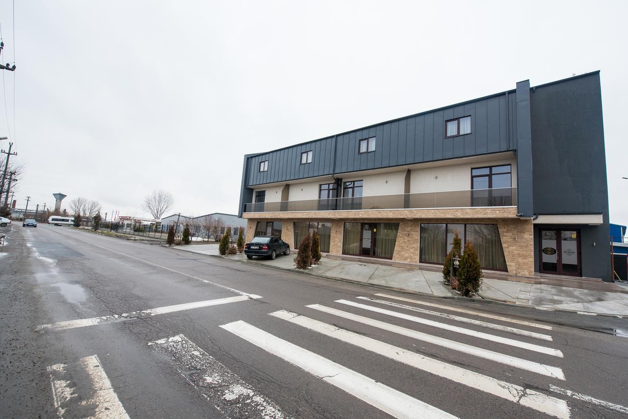 Vila Europa Motel Oltenita Bagian luar foto