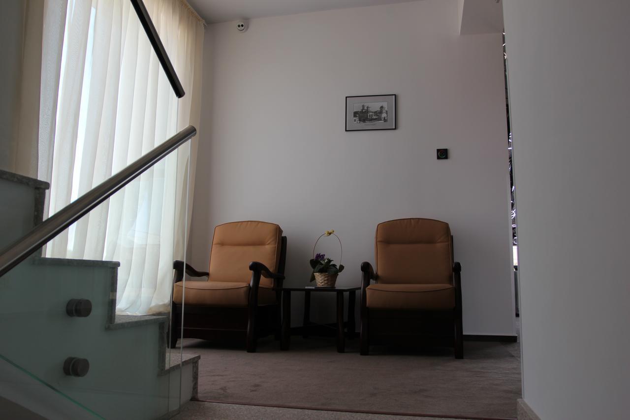 Vila Europa Motel Oltenita Bagian luar foto